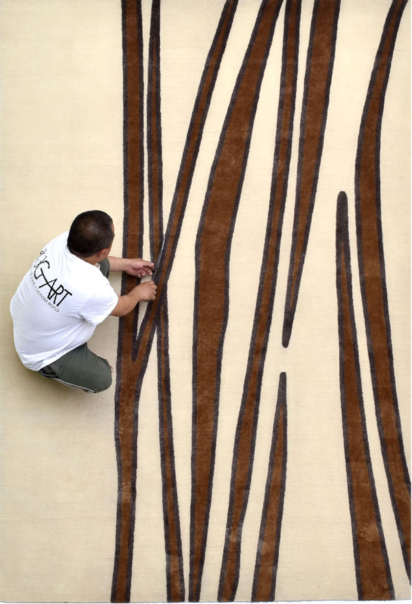 contemporary luxurious hand knotted rug in wool and silk by rug art nyc